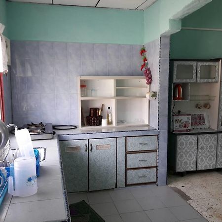 Homestay Ustaz タイピン エクステリア 写真