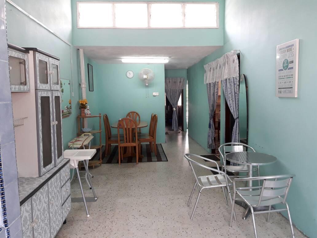 Homestay Ustaz タイピン エクステリア 写真