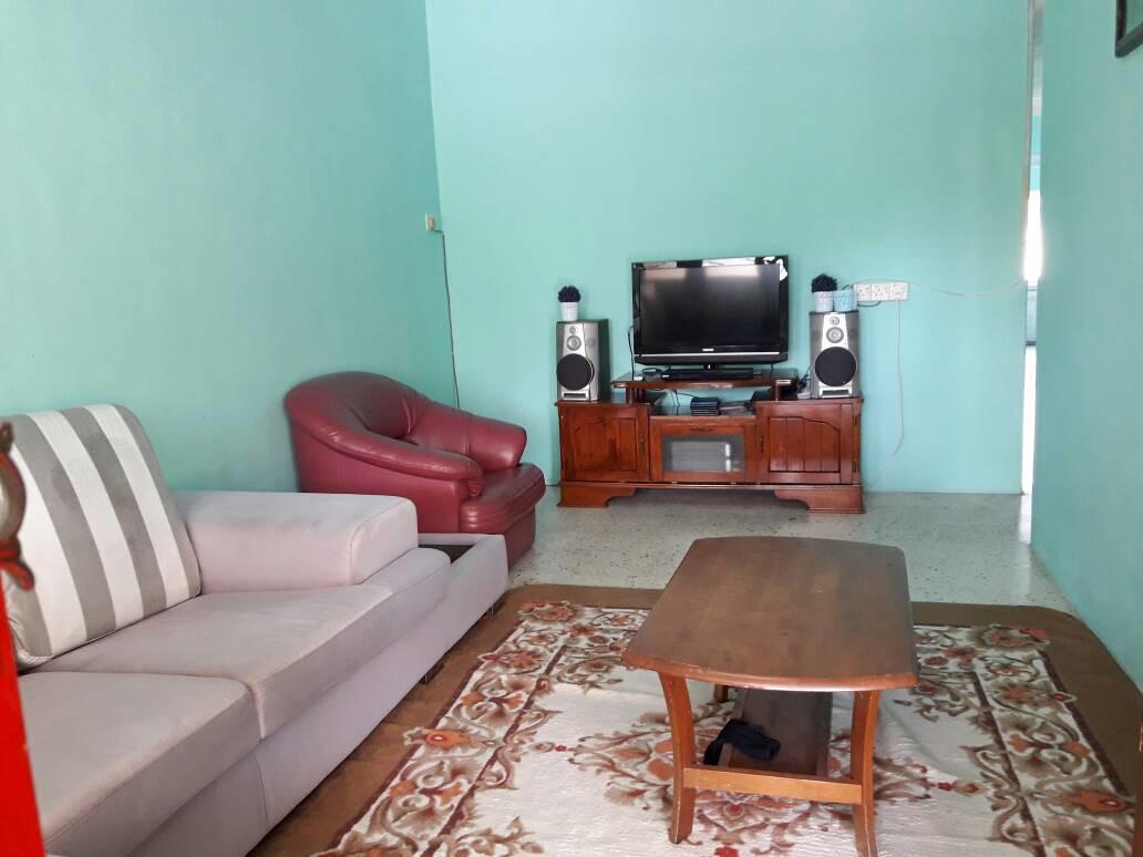 Homestay Ustaz タイピン エクステリア 写真