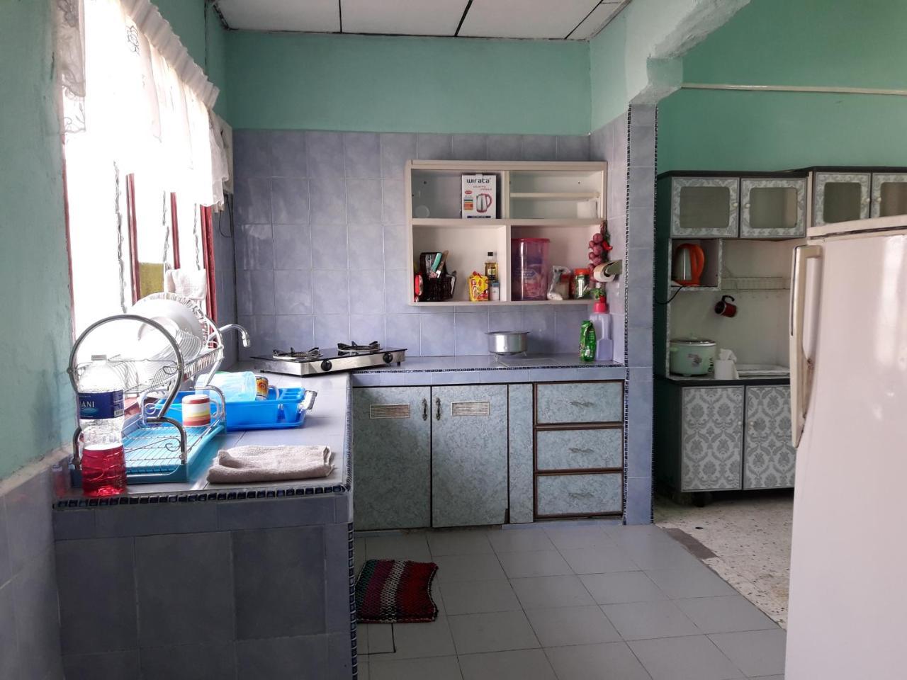 Homestay Ustaz タイピン エクステリア 写真