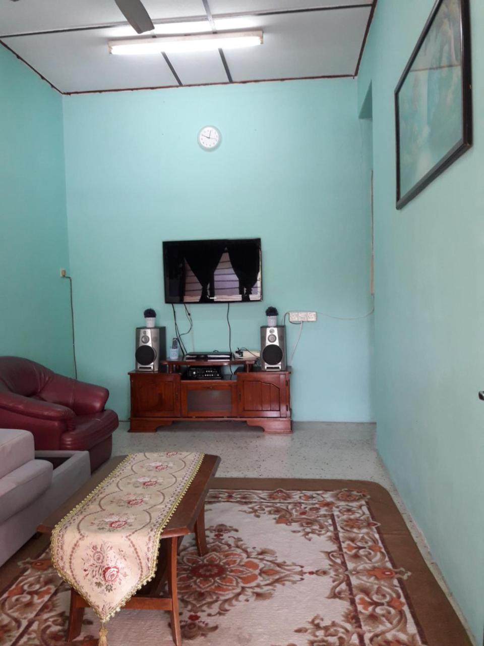 Homestay Ustaz タイピン エクステリア 写真